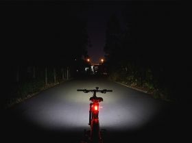 RAVEMEN PR2400 USB bike light 2400lm with power bank function