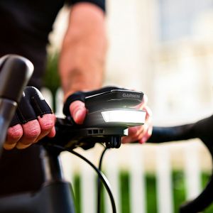 RAVEMEN FR1100 USB-C Fahrradlicht für Garmin Fahrrdcomputer
